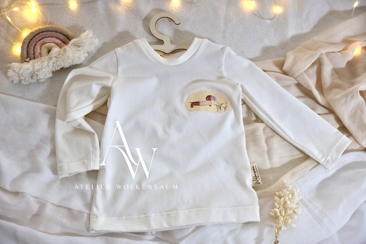 Wolkenwind | Langarmshirt – „Dackelträumchen“ in Gr. 86
